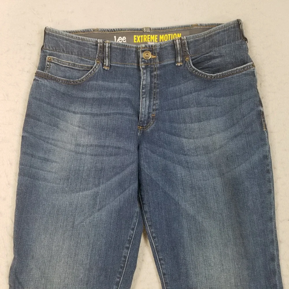 Lee Jeans Mens 36x32 Blue Extreme Motion Straight Fit Tapered Leg Stretch Denim